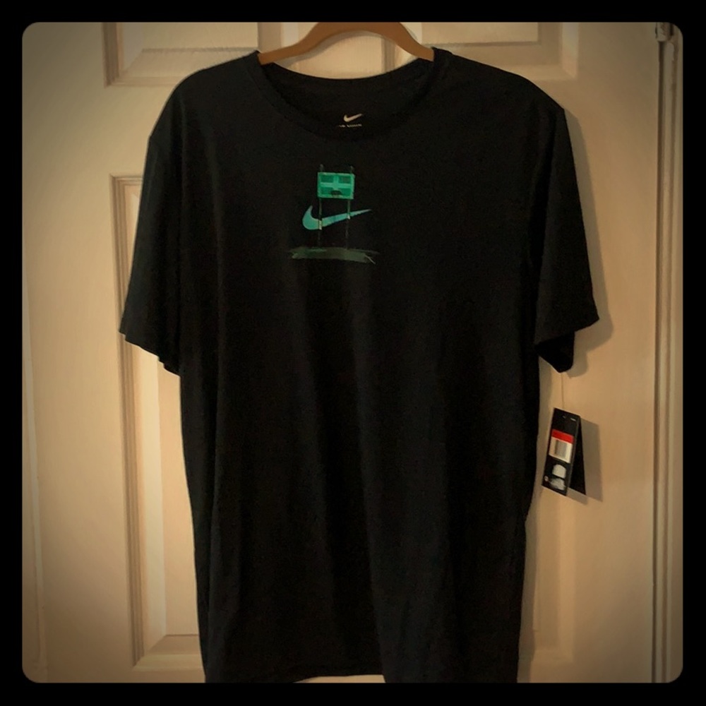 Nike Dri-fit tee
